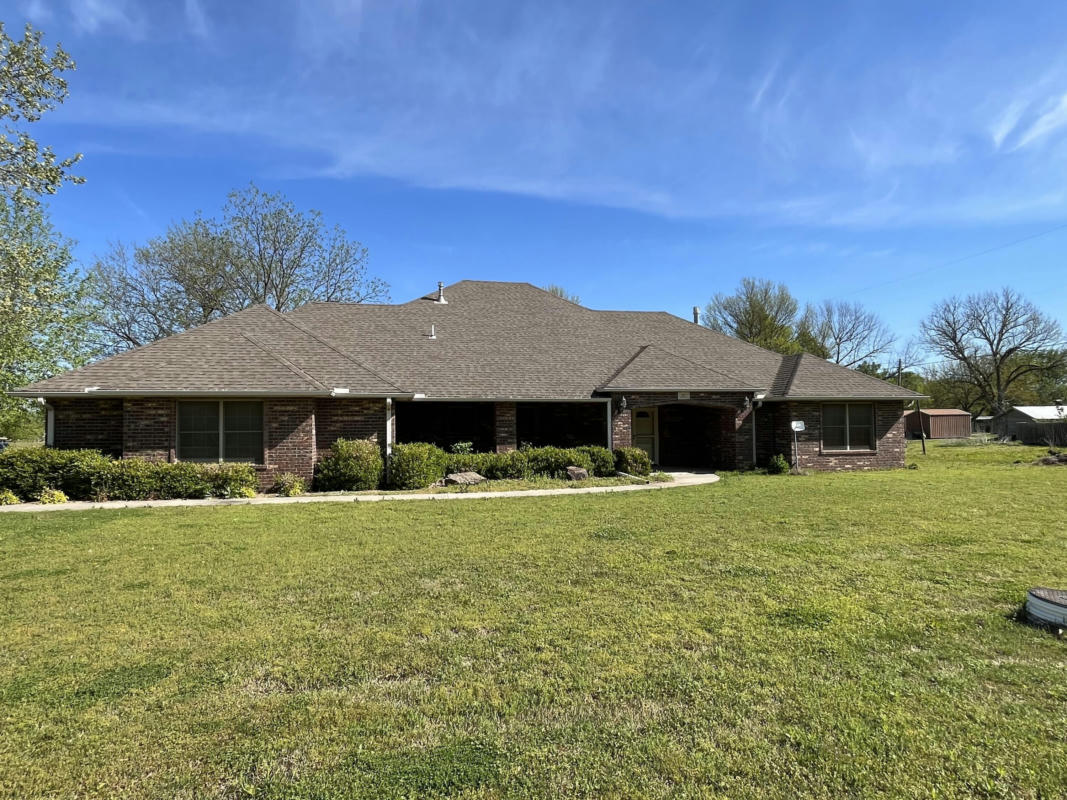 282 W 3RD AVE, WELCH, OK 74369, photo 1 of 30